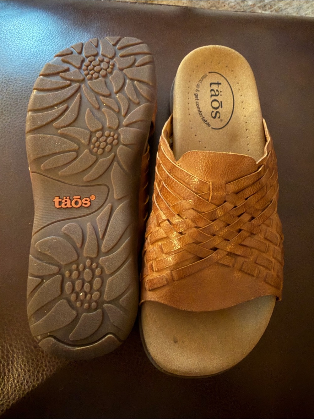 Taos Guru Women's Woven Slide Sandal in honey